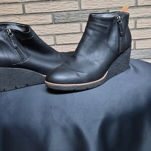 Dr. Scholl's Bianca Black Wedge Ankle Boots SZ 11